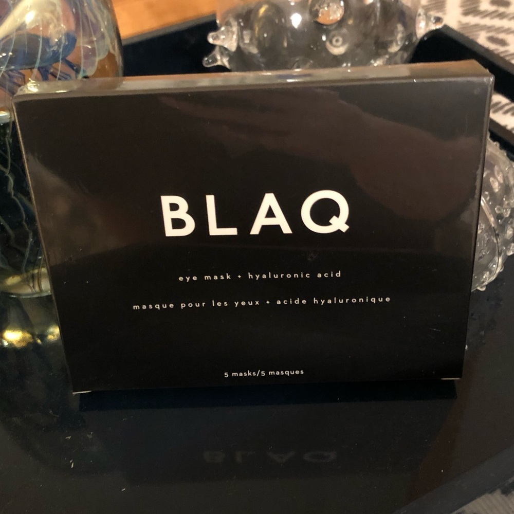 *NIB* BLAQ eye mask set